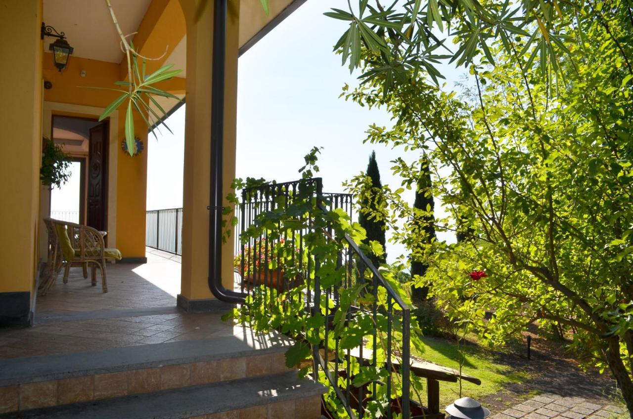 L'Infinito Agriturismo - Rooms & Breakfast Sant'Alfio ภายนอก รูปภาพ