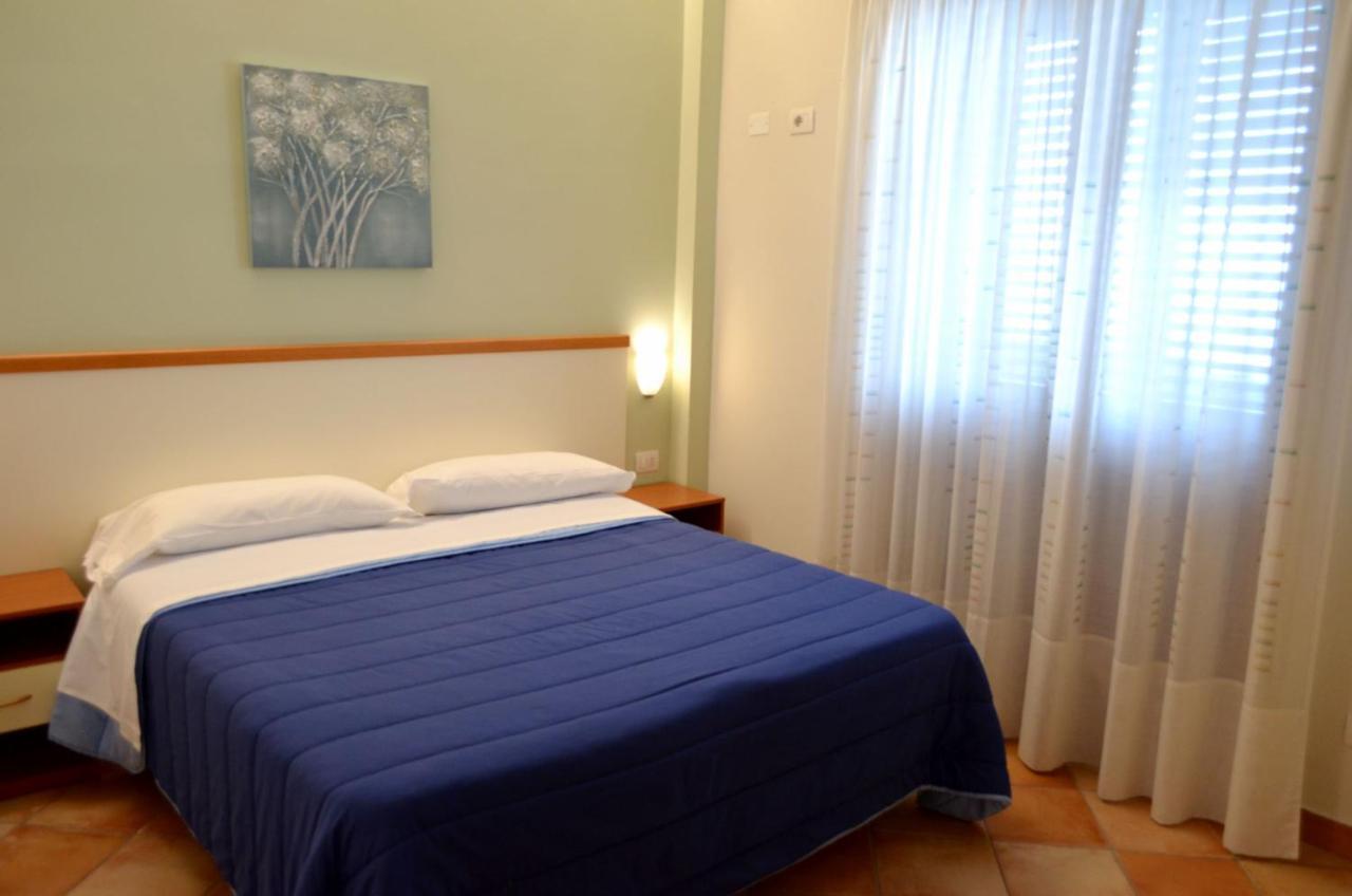 L'Infinito Agriturismo - Rooms & Breakfast Sant'Alfio ภายนอก รูปภาพ